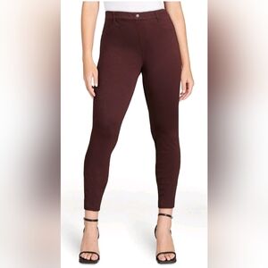 NWT Time and Tru High Rise Stretch Fitted Womens Jeggings XS (0-2) Rustic‎ Plum
